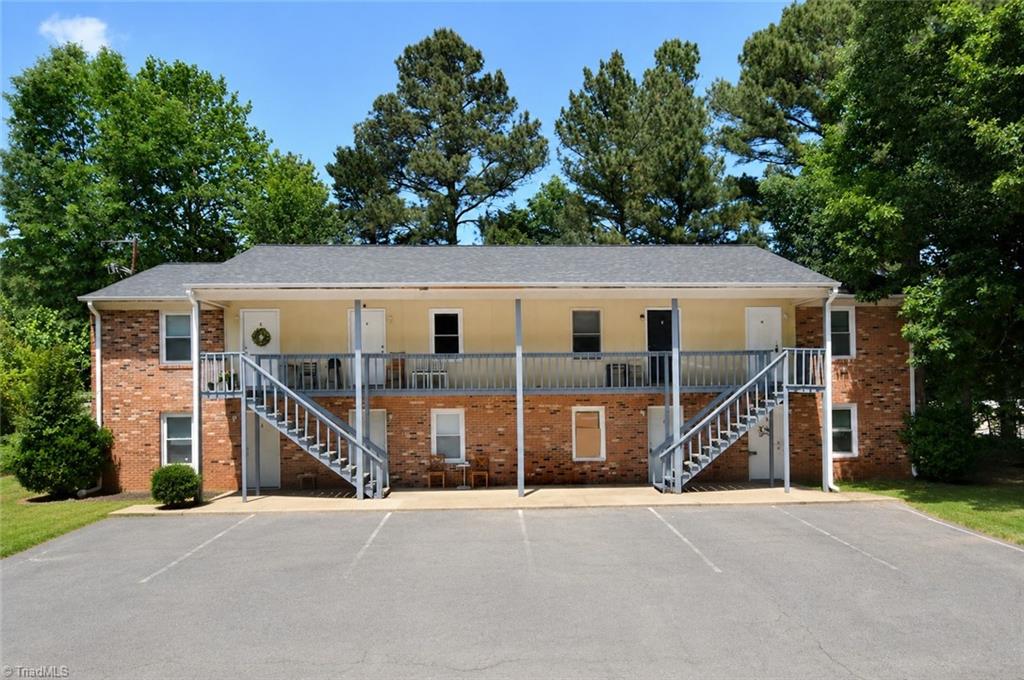 1977 Lakeview