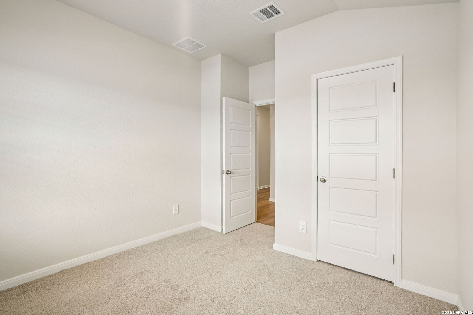 106 Barton Point Cibolo, TX 78108 - Photo 16 of 37