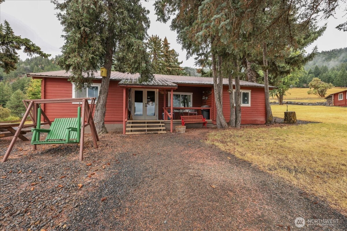 60 Picnic Point Road Cle Elum, WA 98922 - Photo 29 of 31 Gallery Image 29