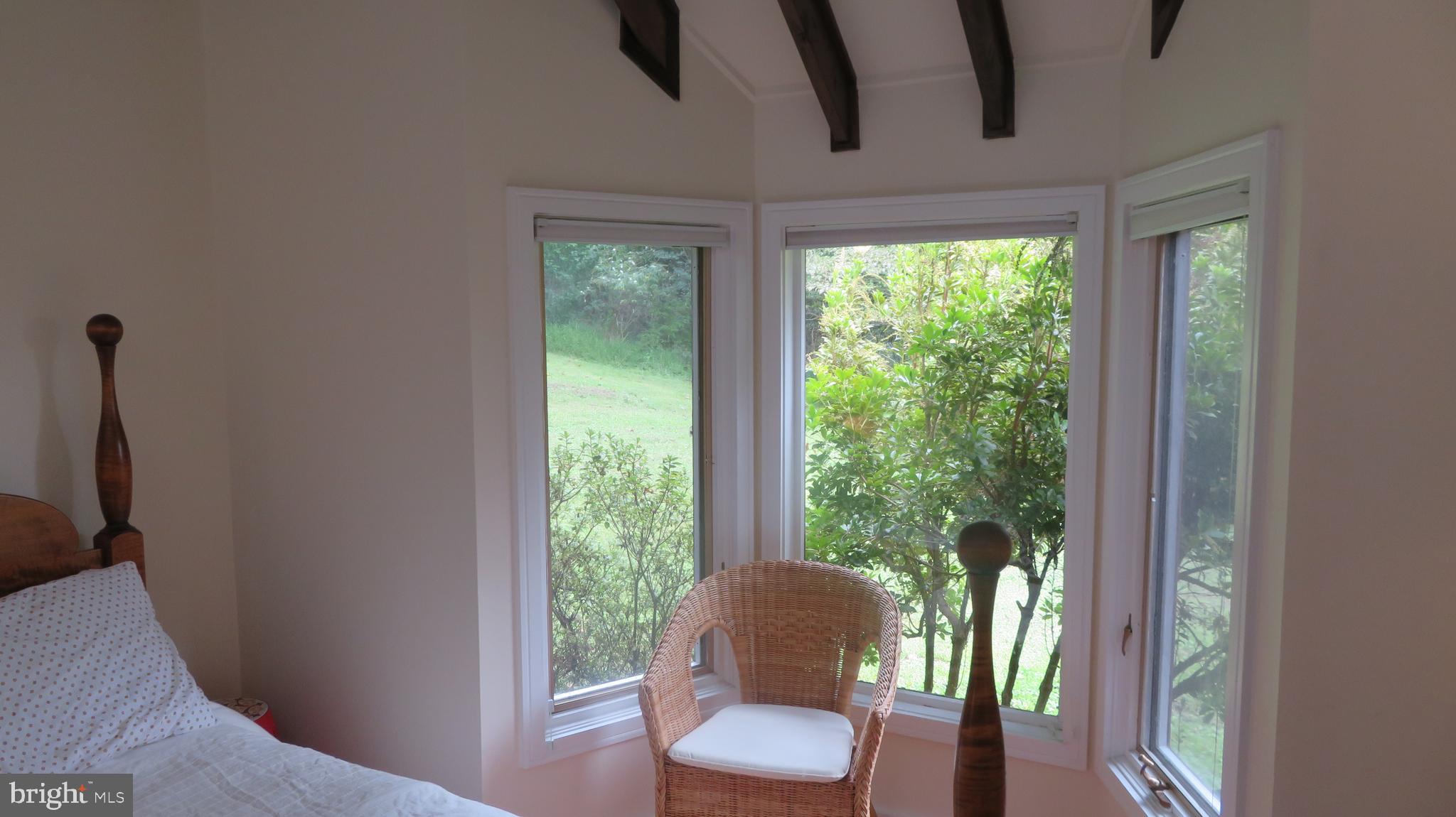 25 Moon Road Sperryville, VA 22740 - Photo 24 of 64 Small Bedroom