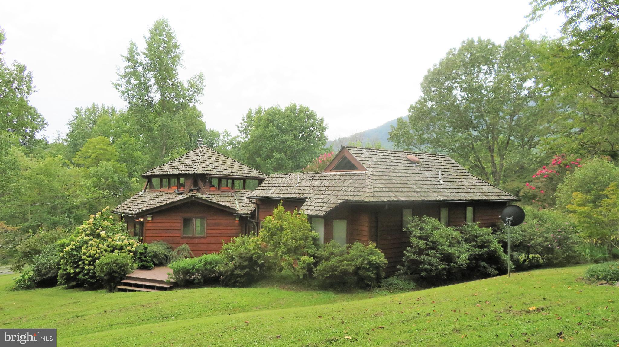 25 Moon Road Sperryville, VA 22740 - Photo 6 of 64 Cabin view