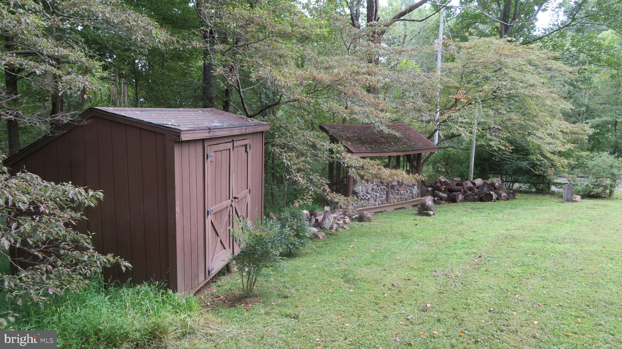 25 Moon Road Sperryville, VA 22740 - Photo 54 of 64 Garden shed