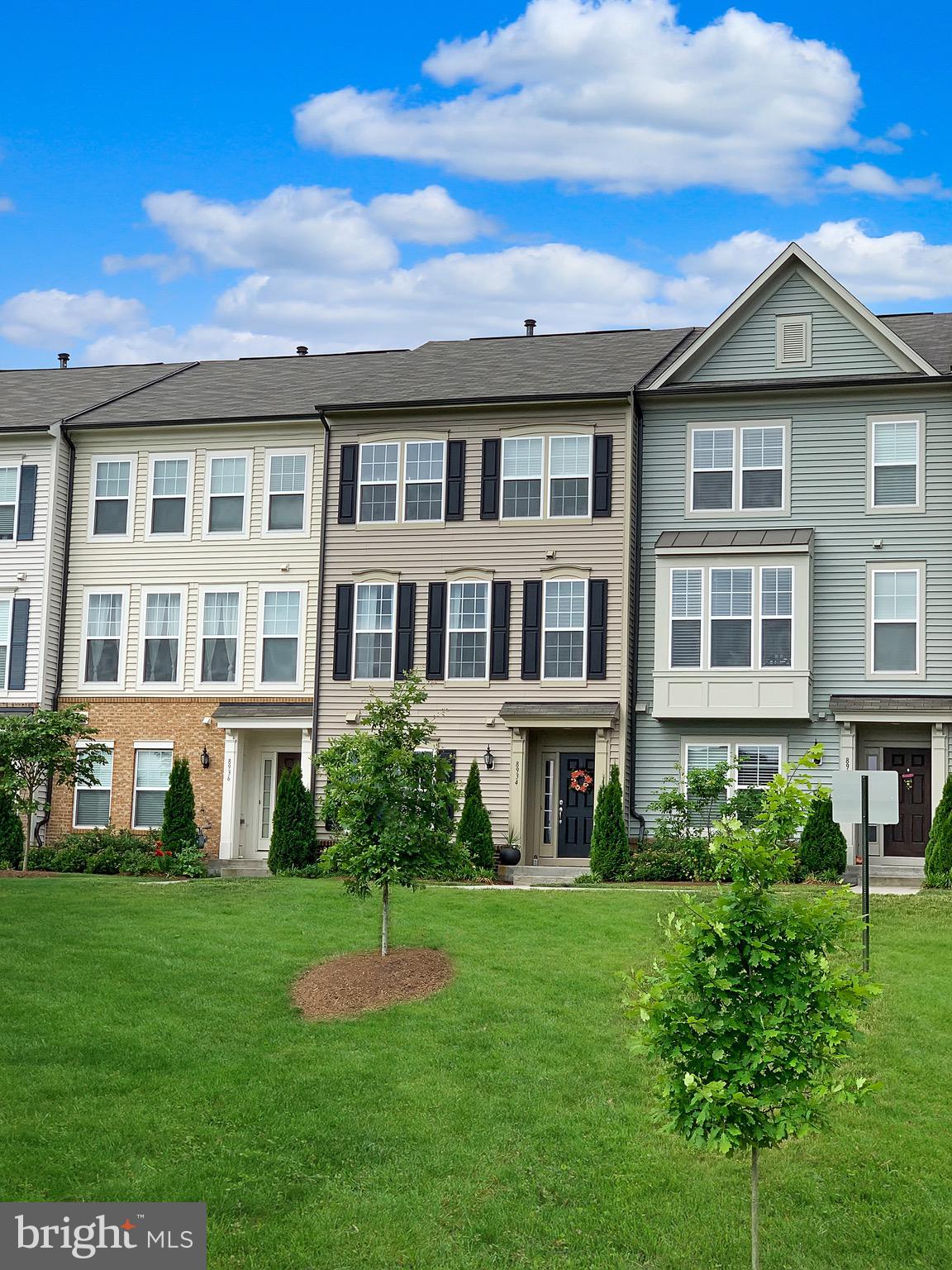 8934 Dahlgren Ridge Road Manassas, VA 20111 - Photo 2 of 41 Front View