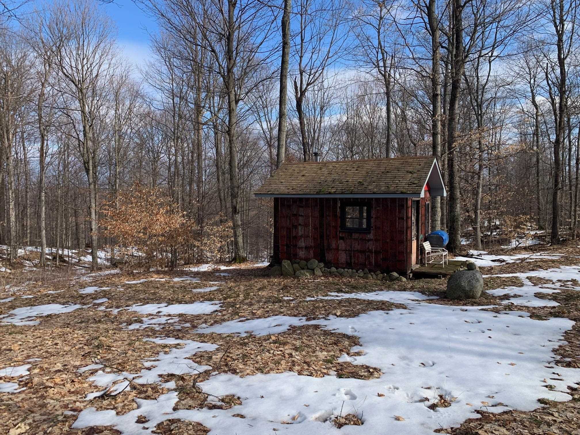 10 South Wheeler Road Maple City, MI 49664 - Photo 20 of 40