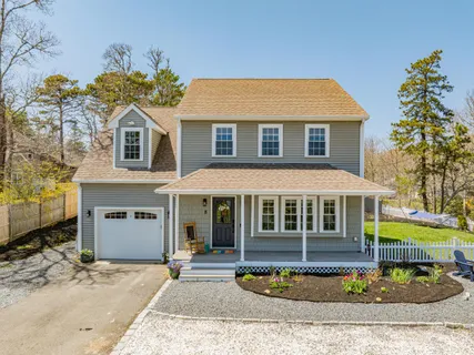 $920,000 | 8 Lakeway Lane, Harwich, MA 02645