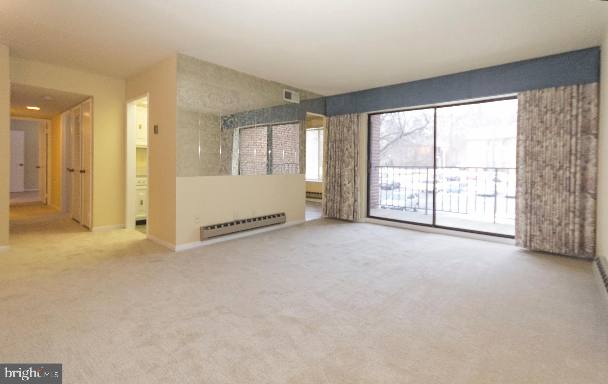 15300 Beaverbrook Court, Unit 882B Silver Spring, MD 20906 - Photo 2 of 30 Living Room