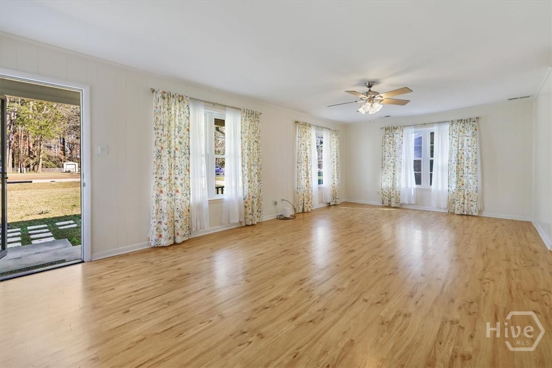 111 East Long Street Rincon, GA 31326 - Photo 7 of 29