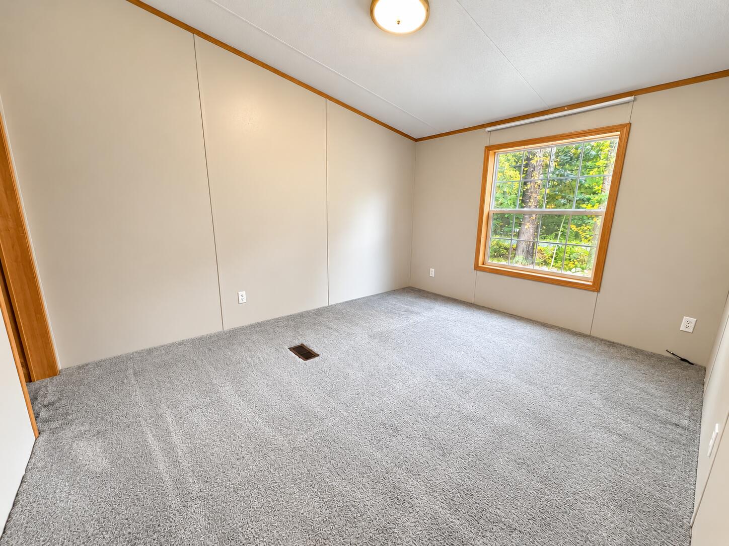 2126 State Road Eliot, ME 03903 - Photo 29 of 33 16
