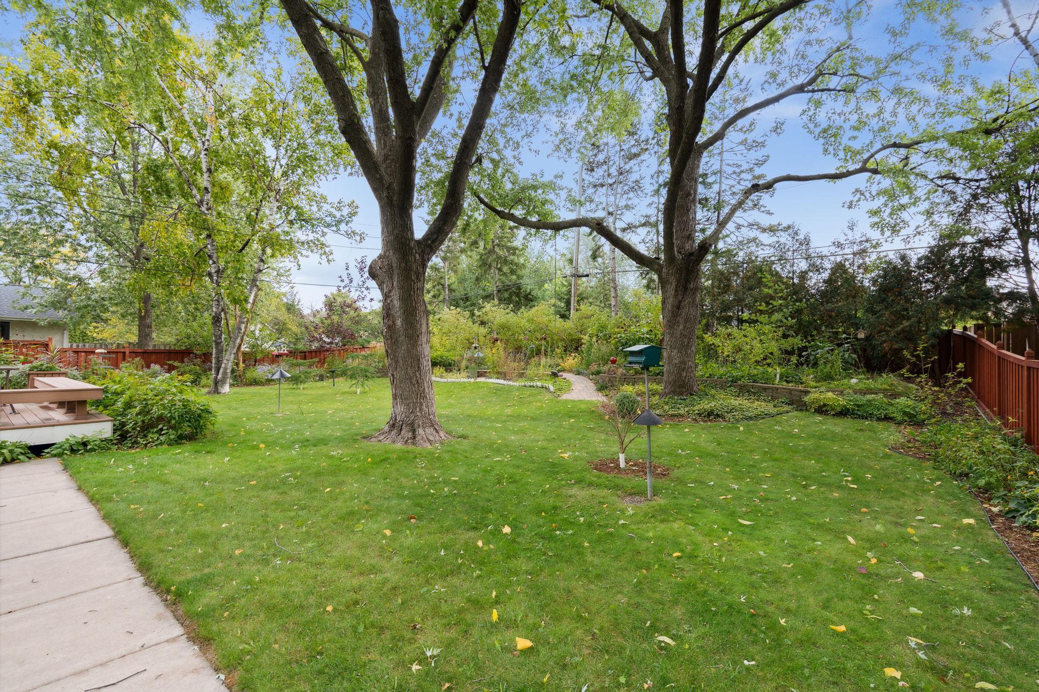 966 Cobb Road Shoreview, MN 55126 - Photo 23 of 31 Gallery Image 23