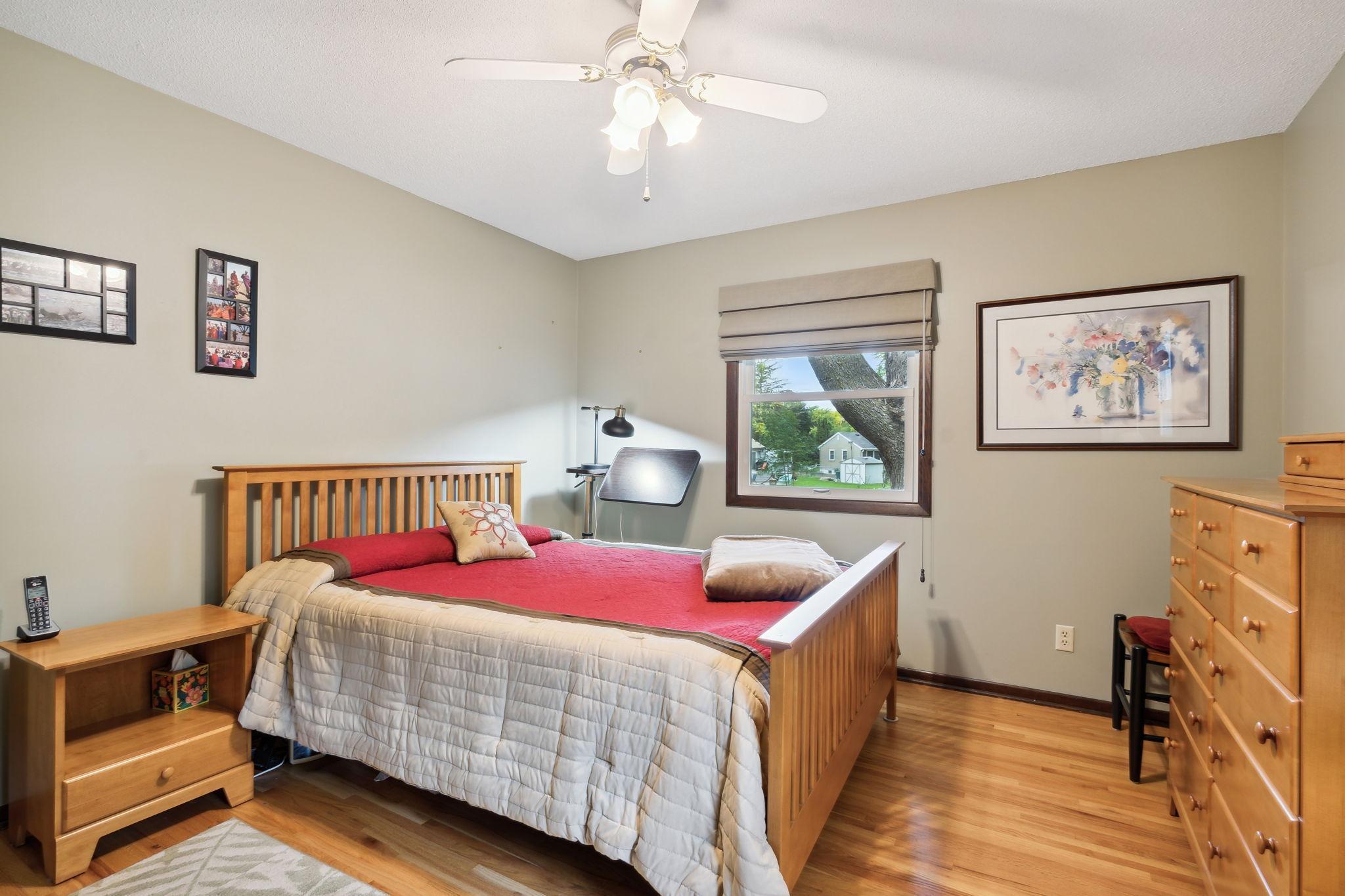 966 Cobb Road Shoreview, MN 55126 - Photo 8 of 31 Gallery Image 8