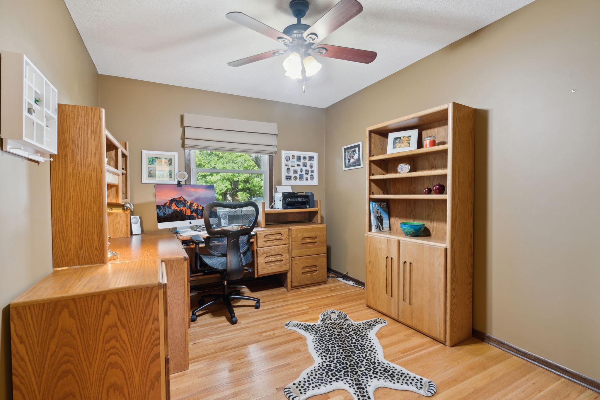 966 Cobb Road Shoreview, MN 55126 - Photo 9 of 31 Gallery Image 9