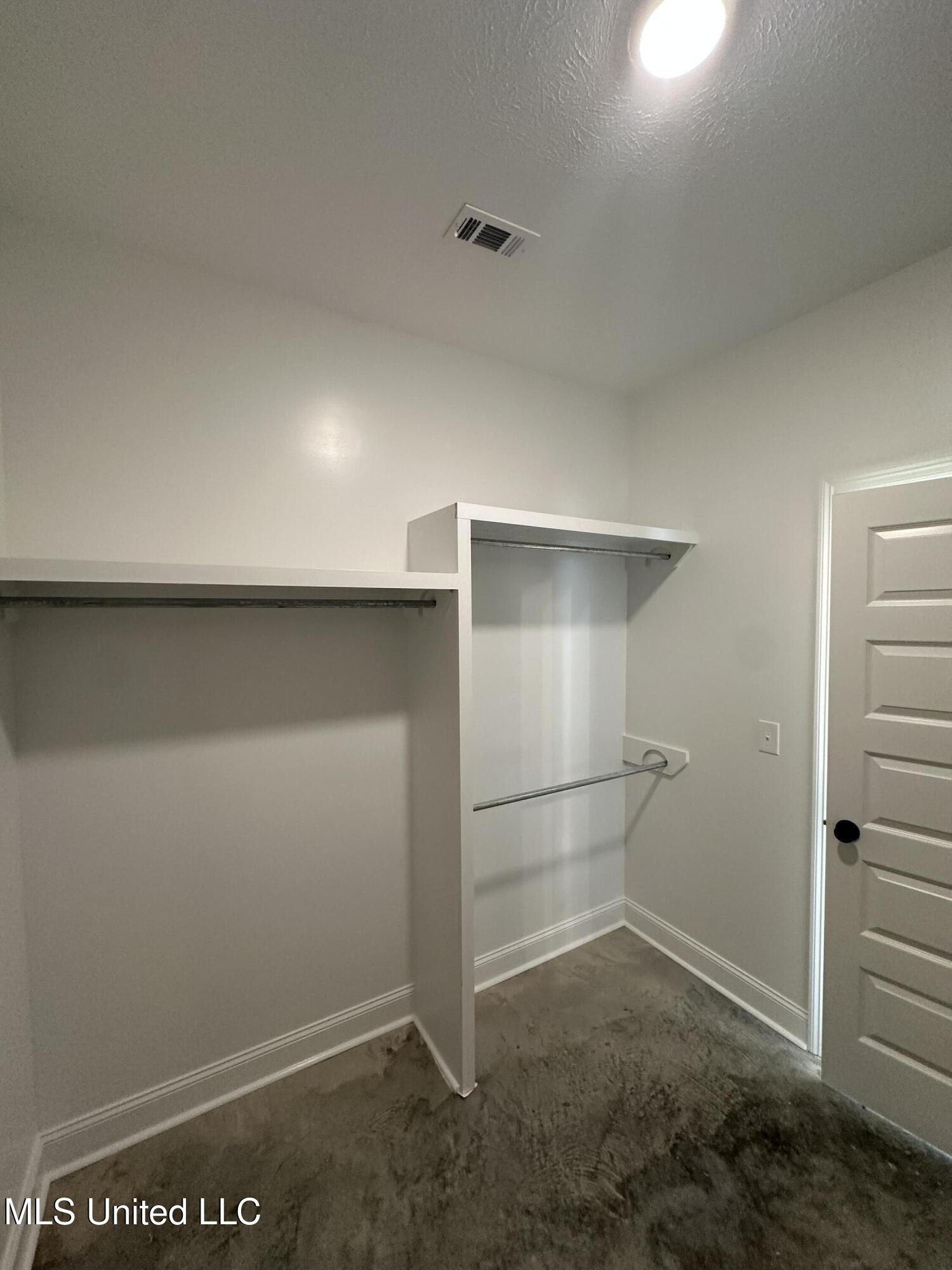 963 Riverside Lane Pearl, MS 39208 - Photo 11 of 14 IMG_1152