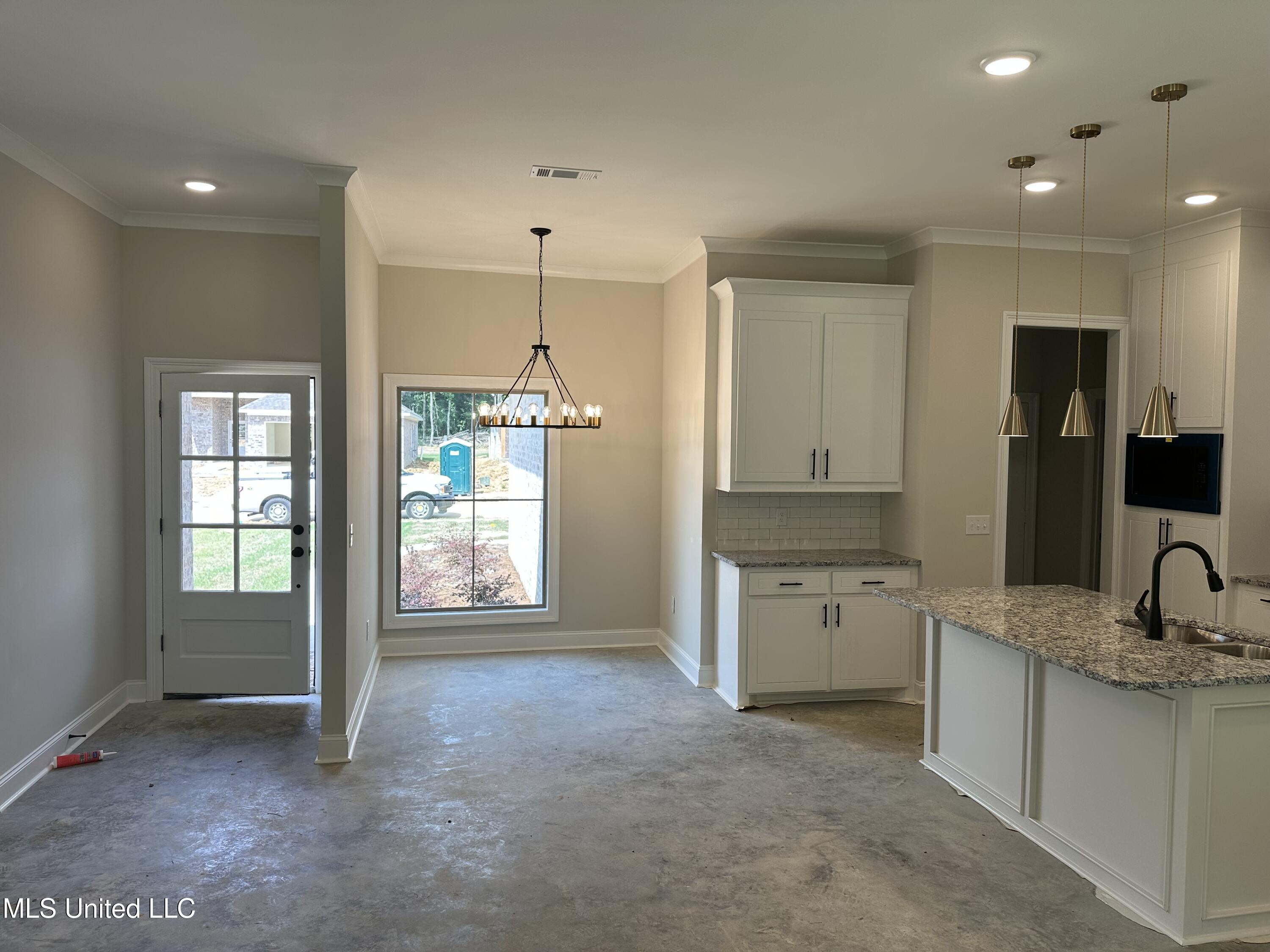 963 Riverside Lane Pearl, MS 39208 - Photo 4 of 14 IMG_1145