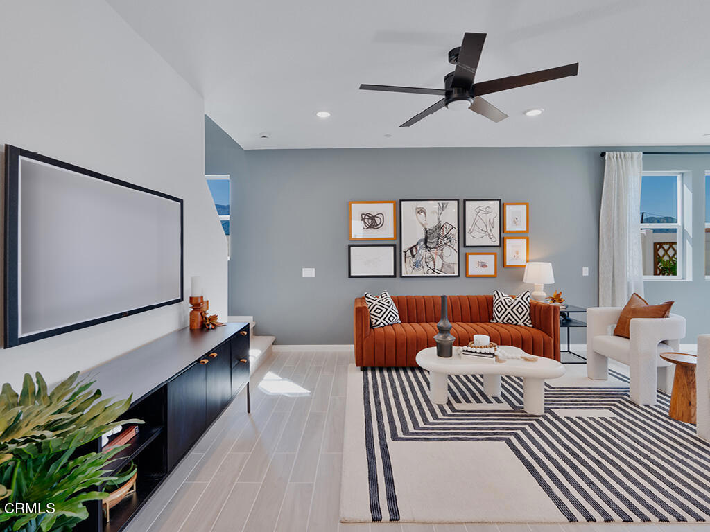 111 Yellow Birch Lane Piru, CA 93040 - Photo 10 of 24 Model Home