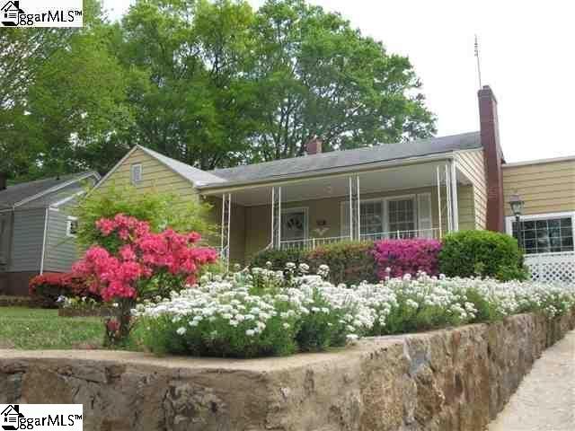 204 Ridgecrest Drive Greenville, SC 29609 - Photo 2 of 13 Gallery Image 2