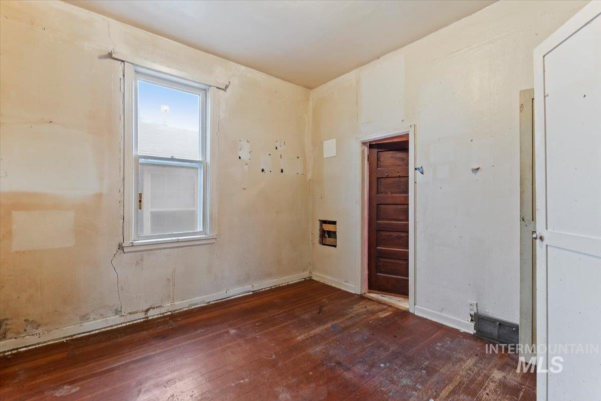 2114 North 9th Street Boise, ID 83702 - Photo 11 of 22 Wood floors with access to bathroom.