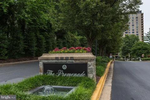 $385,000 | 5225 Pooks Hill Road, Unit 1412N, Bethesda, MD 20814