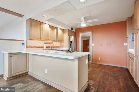 $385,000 | 5225 Pooks Hill Road, Unit 1412N, Bethesda, MD 20814