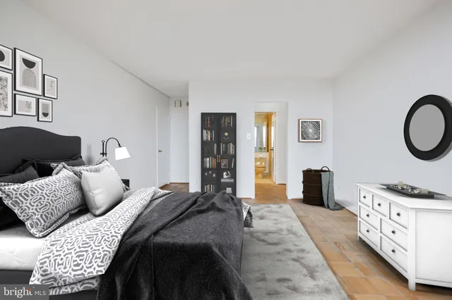 $400,000 | 5225 Pooks Hill Road, Unit 1412N, Bethesda, MD 20814