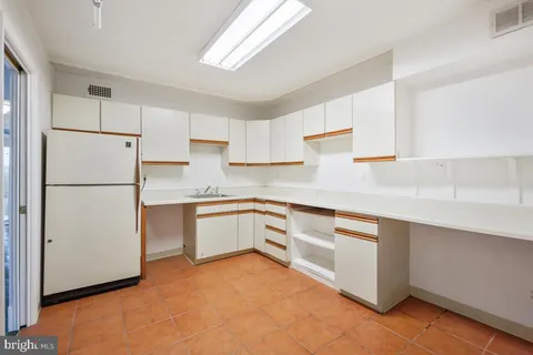 $385,000 | 5225 Pooks Hill Road, Unit 1412N, Bethesda, MD 20814