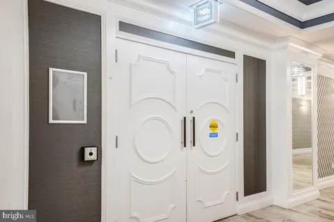 $385,000 | 5225 Pooks Hill Road, Unit 1412N, Bethesda, MD 20814