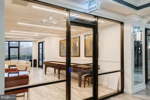 $385,000 | 5225 Pooks Hill Road, Unit 1412N, Bethesda, MD 20814