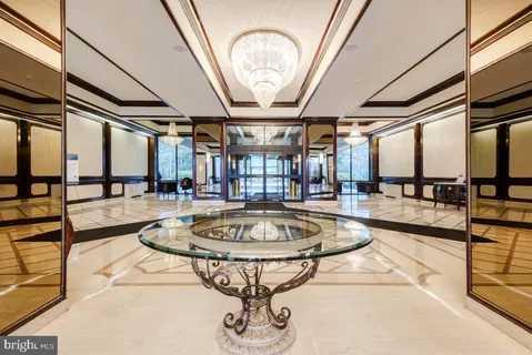 $385,000 | 5225 Pooks Hill Road, Unit 1412N, Bethesda, MD 20814