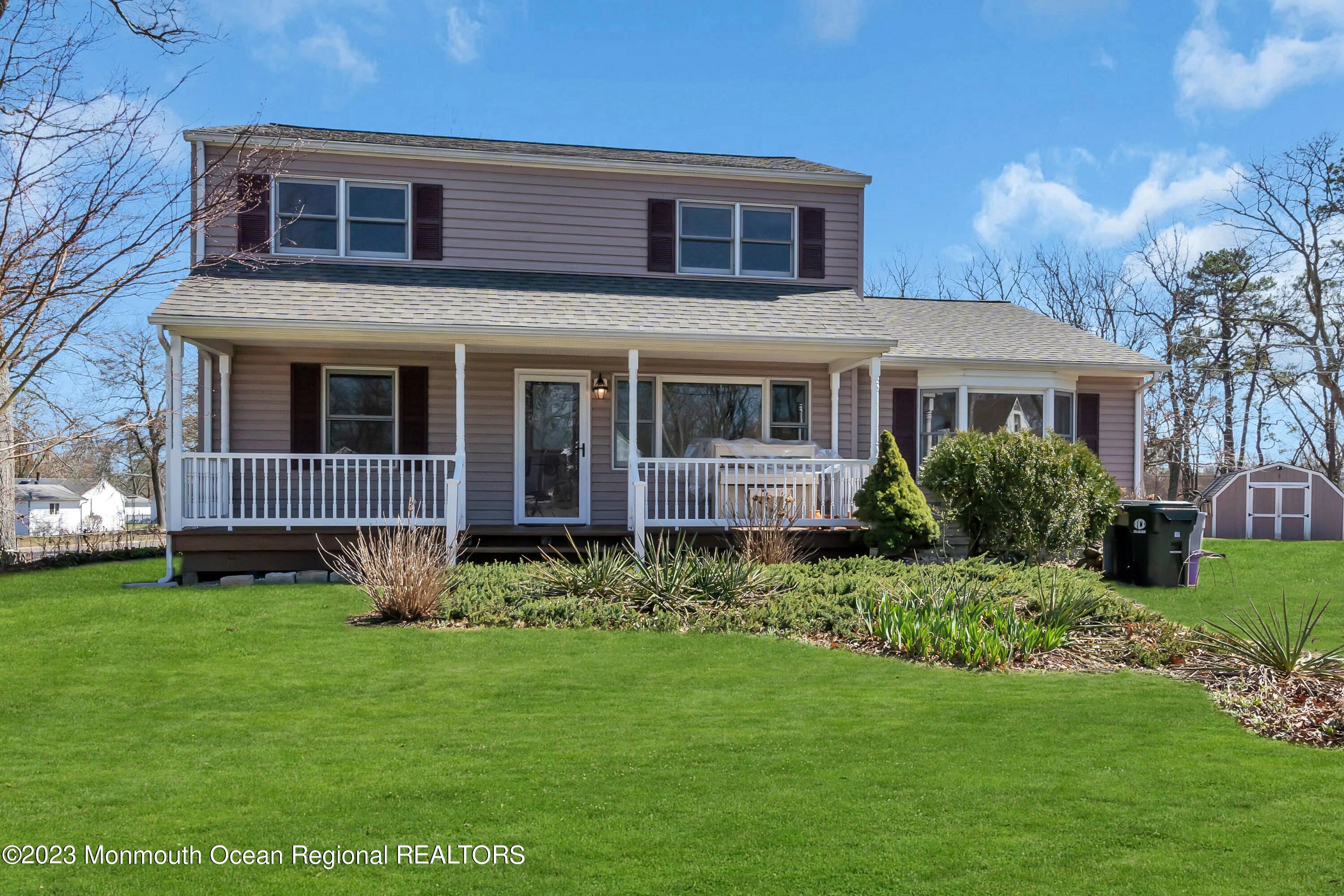 26 Hemlock Road Howell, NJ 07731 - Photo 1 of 49 002_dsc09446-1b