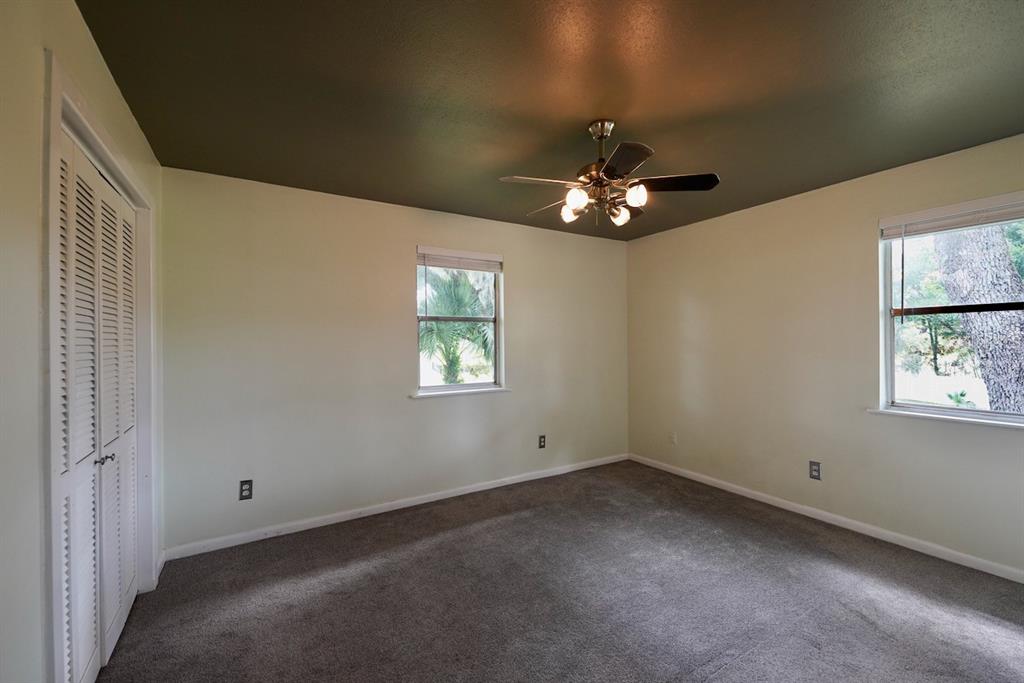 10210 Davis Road Tampa, FL 33637 - Photo 10 of 34 Gallery Image 10