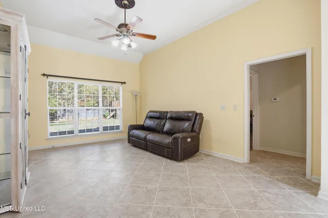 $455,000 | 10988 West Commerce Street, Hernando, MS 38632