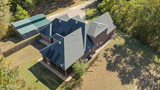 $455,000 | 10988 West Commerce Street, Hernando, MS 38632