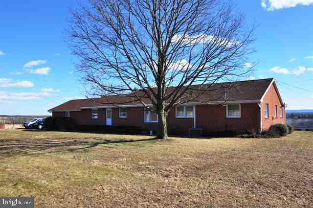 493 Doubling Gap Road Newville, PA 17241 - Photo 4 of 25 Gallery Image 4