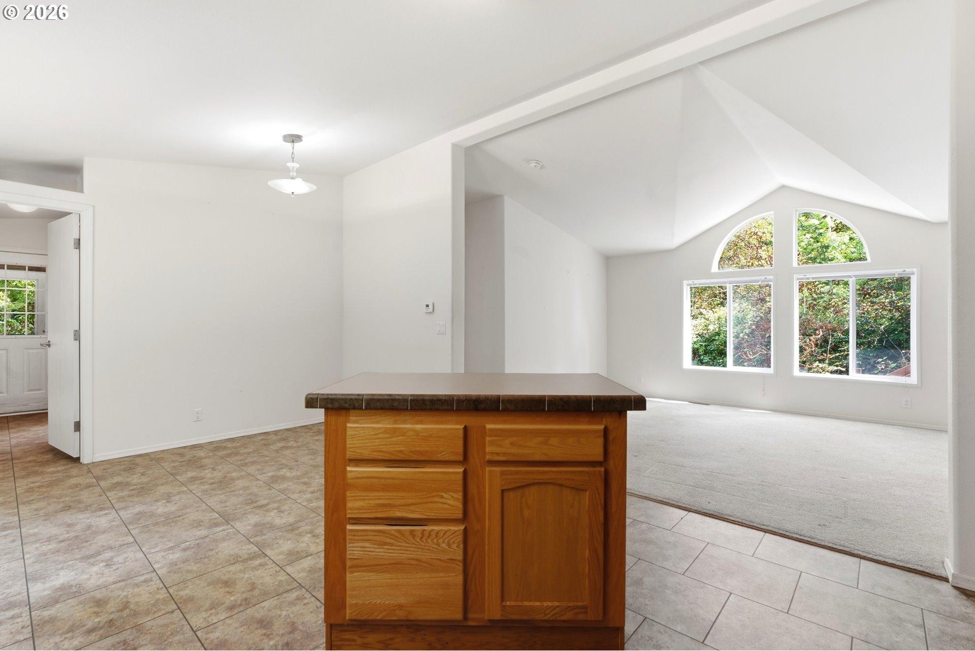 17433 Marsh Road Northeast Woodburn, OR 97071 - Photo 14 of 39 Gallery Image 14