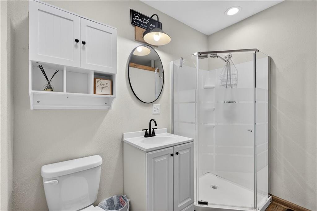 105 West 4th Street Creighton, MO 64739 - Photo 12 of 33