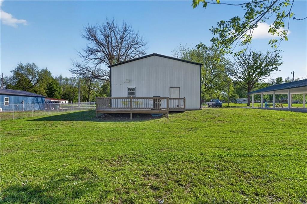 105 West 4th Street Creighton, MO 64739 - Photo 32 of 33