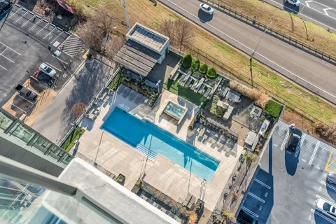 $899,900 | 1212 Laurel Street, Unit 1815, Nashville, TN 37203