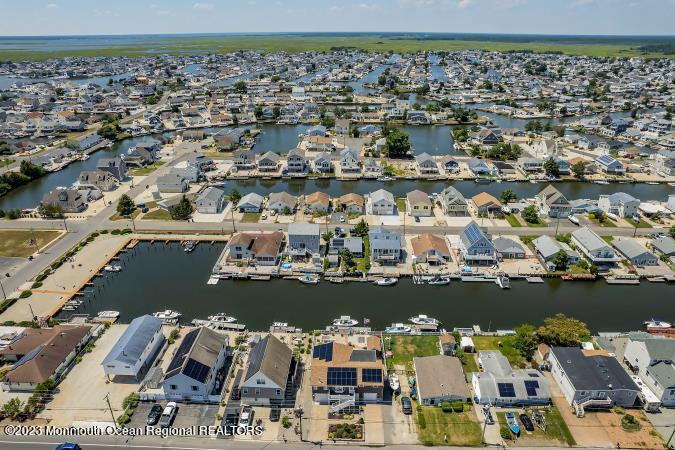 1070 Radio Road Little Egg Harbor, NJ 08087 - Photo 17 of 22 srb9a57pw8