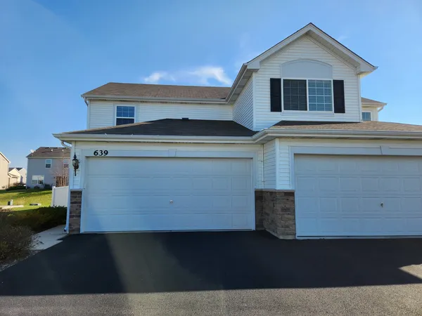 $2,100 | 639 Florence Street, Hampshire, IL 60140
