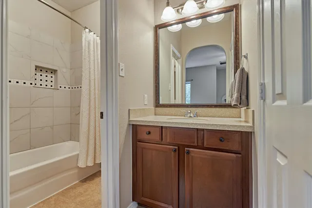 $825,000 | 2500 Eagle Post Drive, Conroe, TX 77304