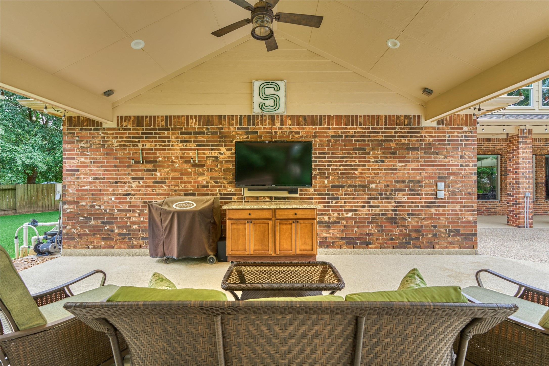 2500 Eagle Post Drive Conroe, TX 77304 - Photo 42 of 50 Impressive covered patio with vaulted ceiling is ideal for entertaining!