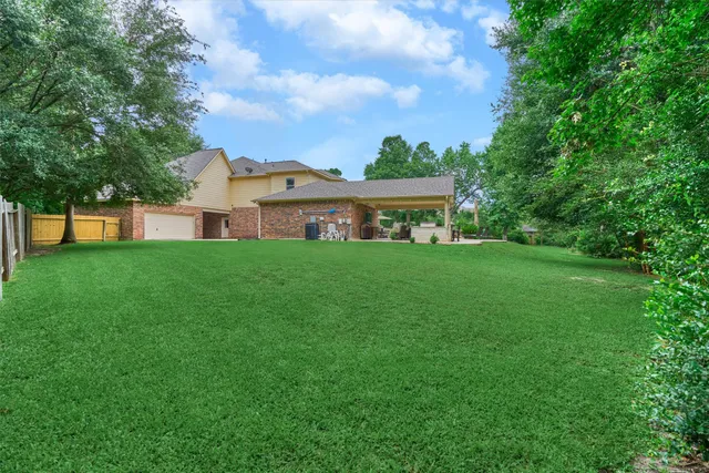 $825,000 | 2500 Eagle Post Drive, Conroe, TX 77304