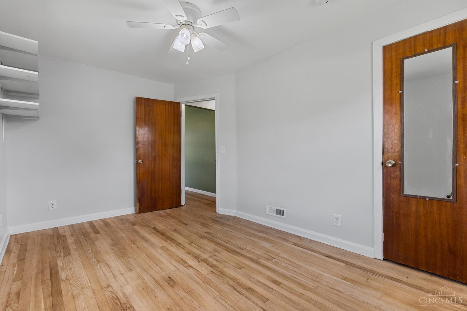 2361 East Galbraith Road Reading, OH 45237 - Photo 21 of 45 Gallery Image 21