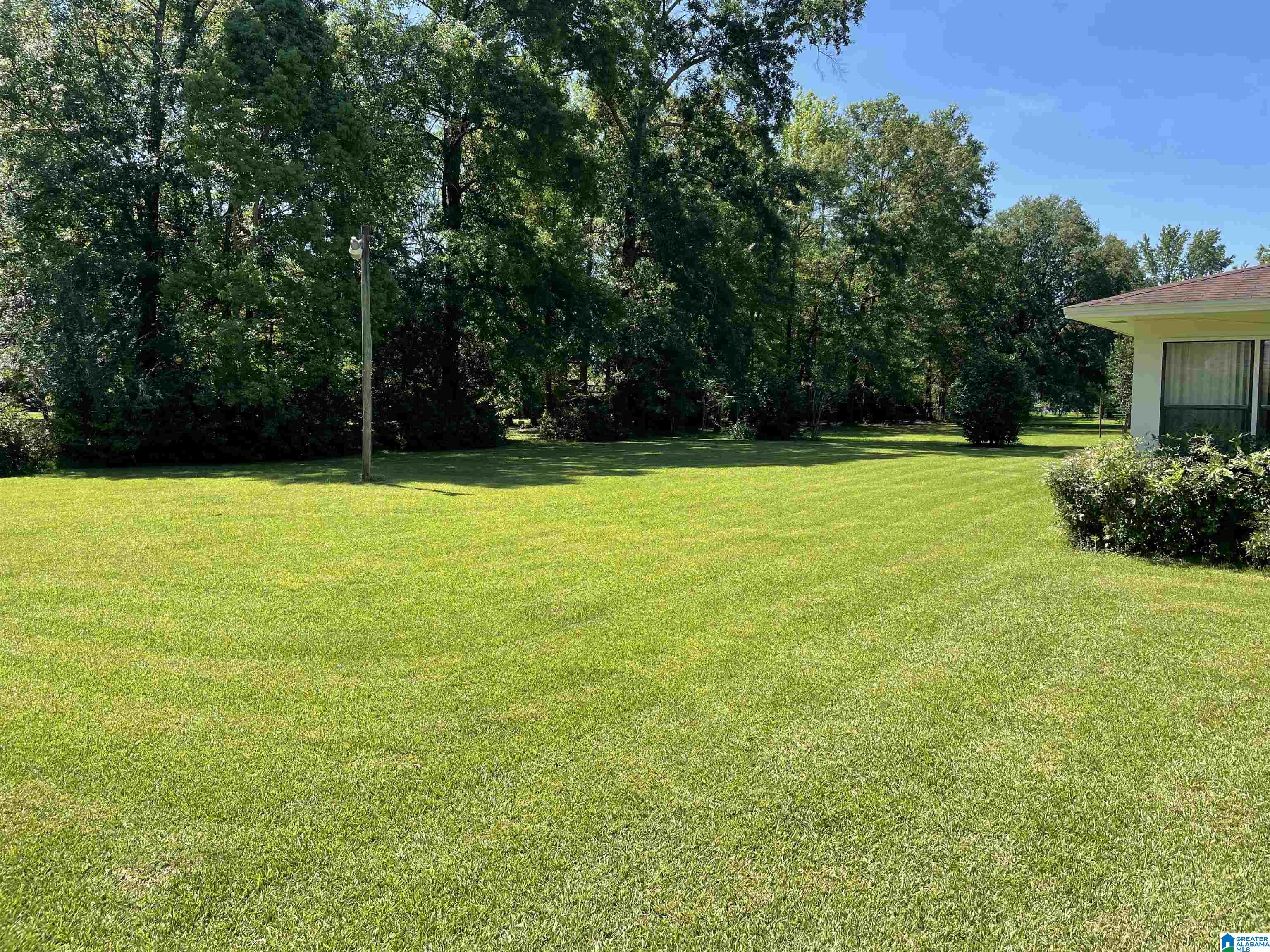 1107 Davis Drive Atmore, AL 36502 - Photo 5 of 16