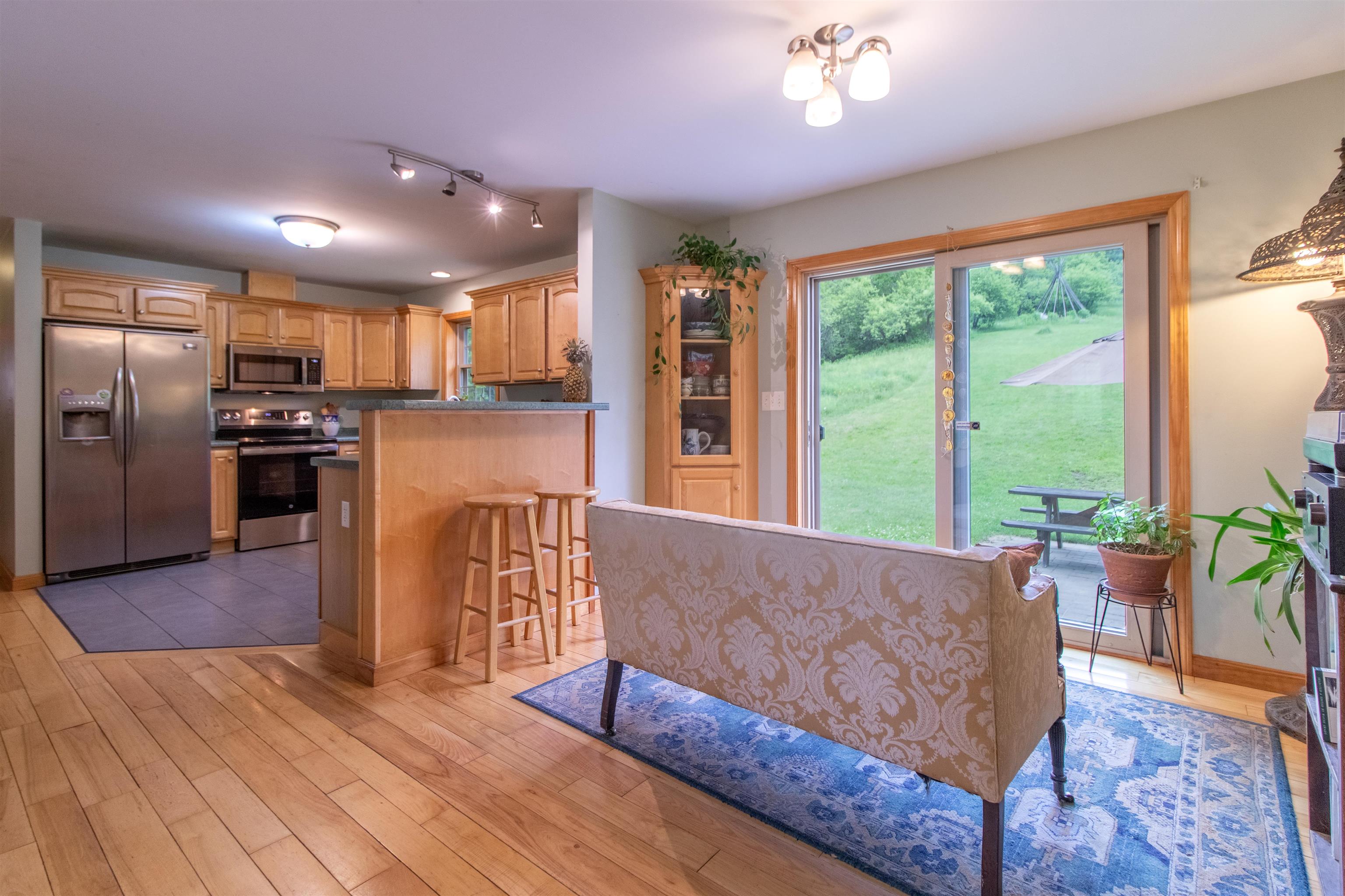 527 Mud Hollow Road Kirby, VT 05824 - Photo 5 of 33