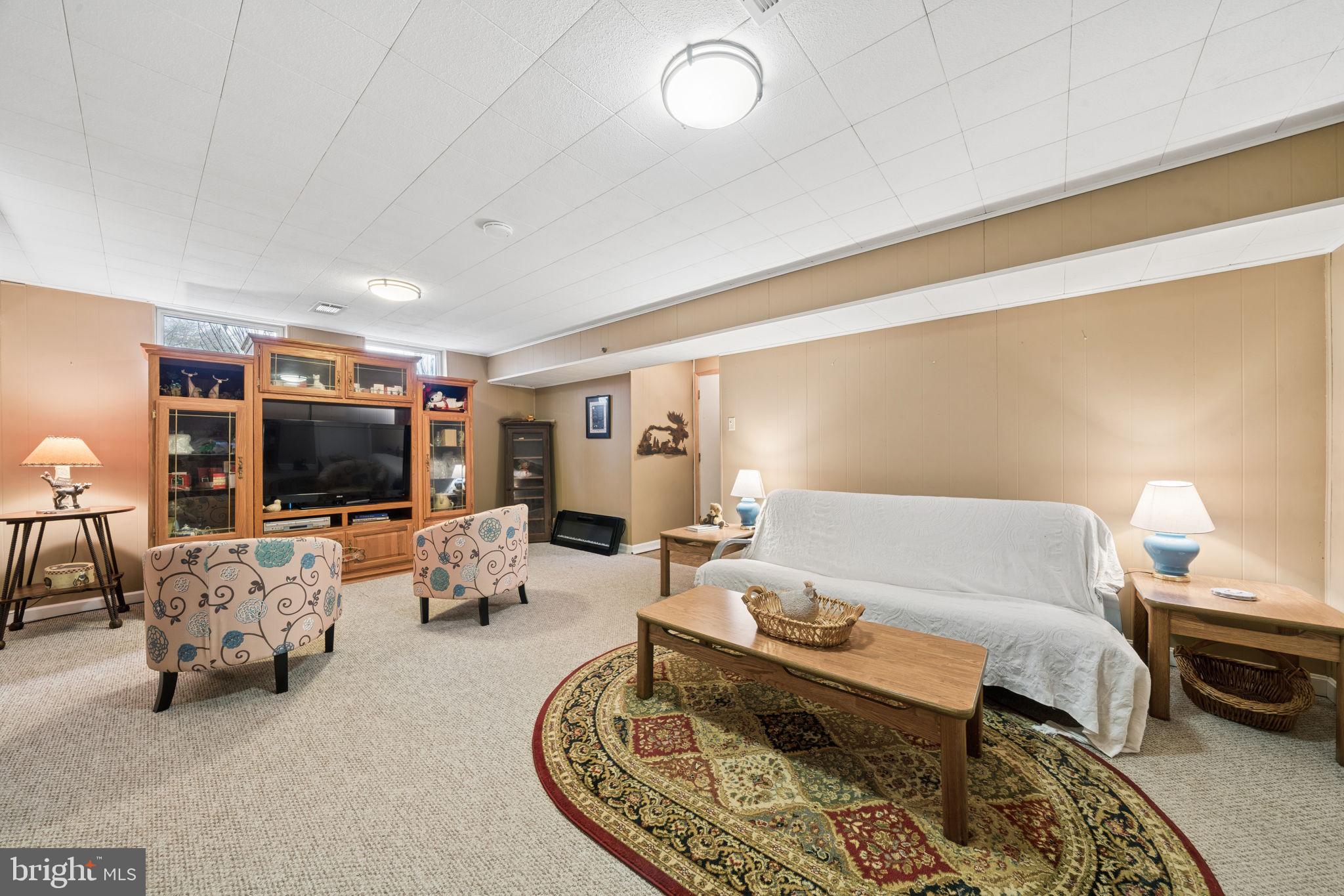 223 Ridgeview Drive Venetia, PA 15367 - Photo 30 of 39 Gallery Image 30