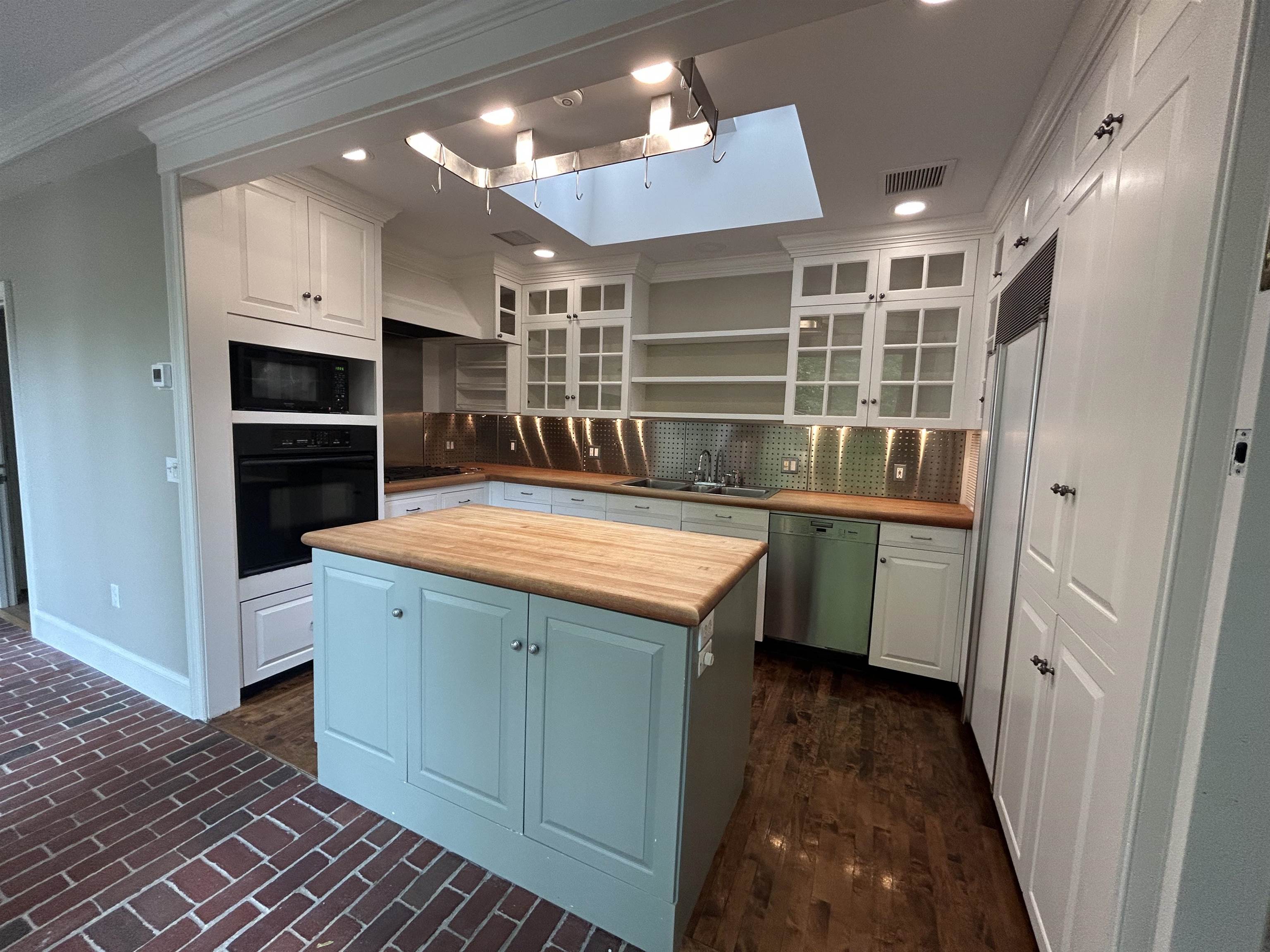 81 Front Street, Unit 6 Exeter, NH 03833 - Photo 11 of 32