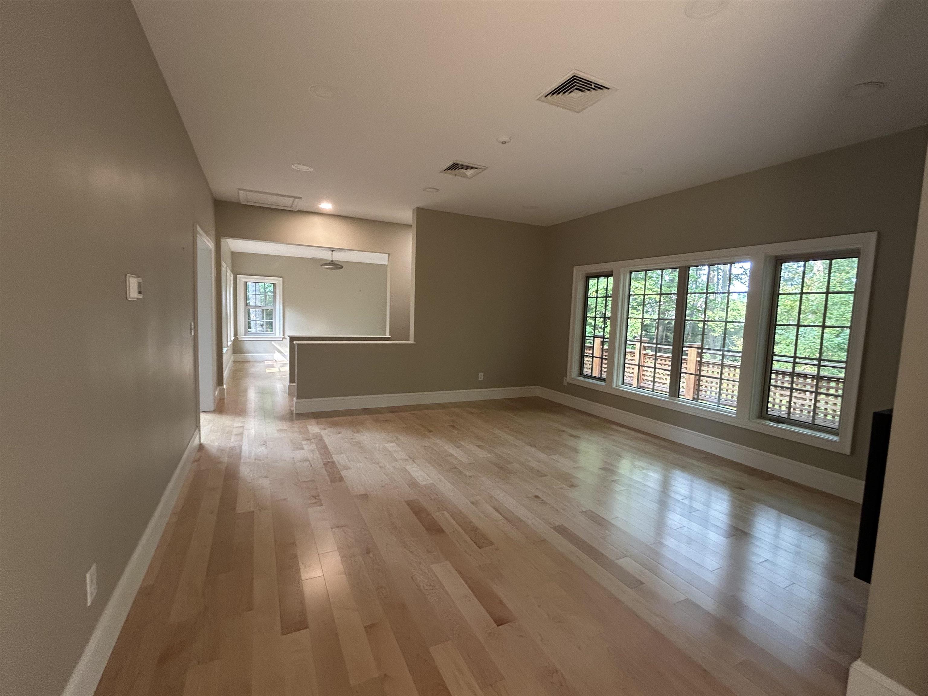 81 Front Street, Unit 6 Exeter, NH 03833 - Photo 4 of 32