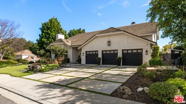 $3,595,000 | 29402 Deerview Court, Agoura Hills, CA 91301
