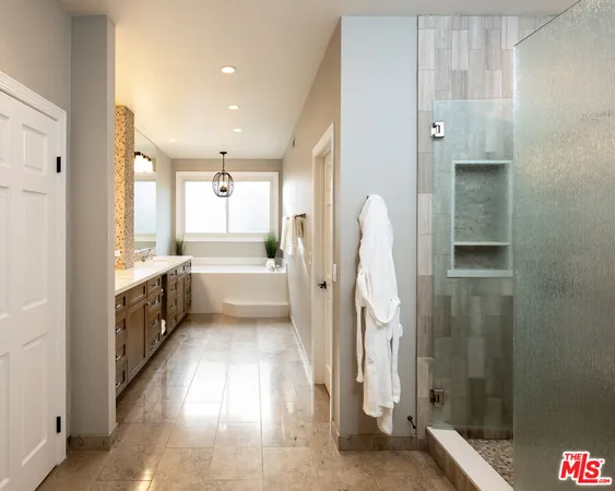 $3,595,000 | 29402 Deerview Court, Agoura Hills, CA 91301