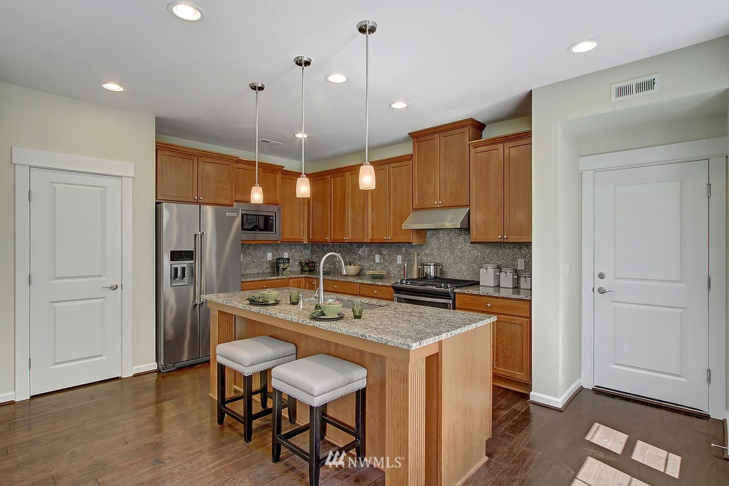 4419 187th Street Southeast Bothell, WA 98012 - Photo 6 of 25 Gallery Image 6